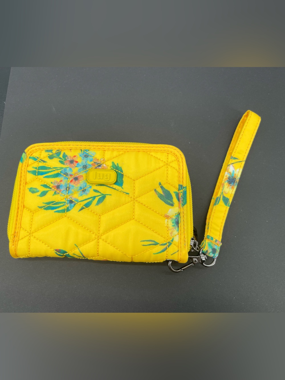 ⭐️lug Rodeo Teal and Yellow Quilted Floral Wristlet